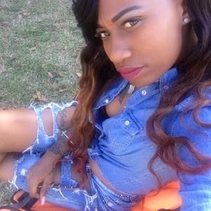 Meet your Posher, Toya